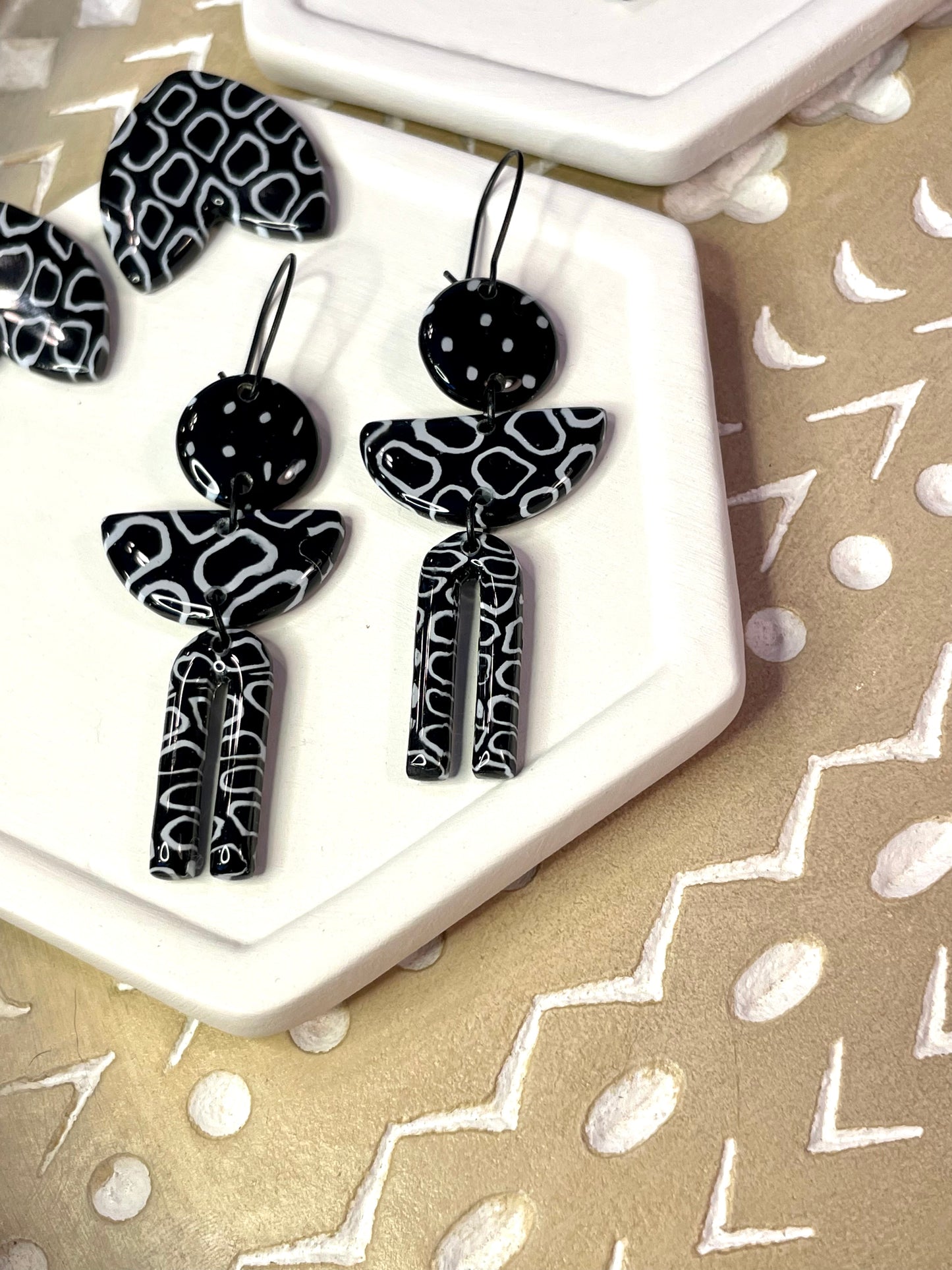 Graphic black and white earrings (group 3)