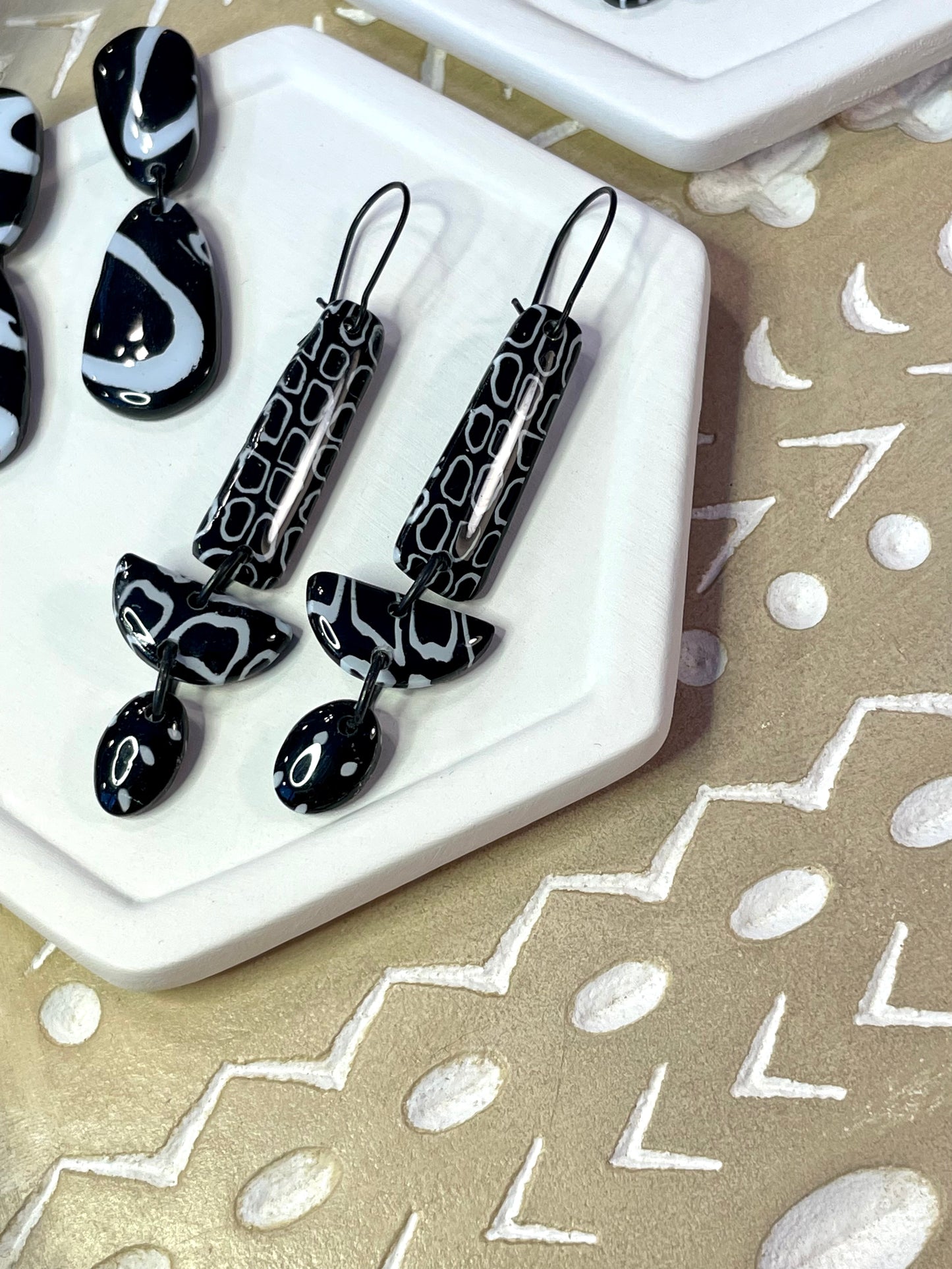 Graphic black and white earrings (group 2)